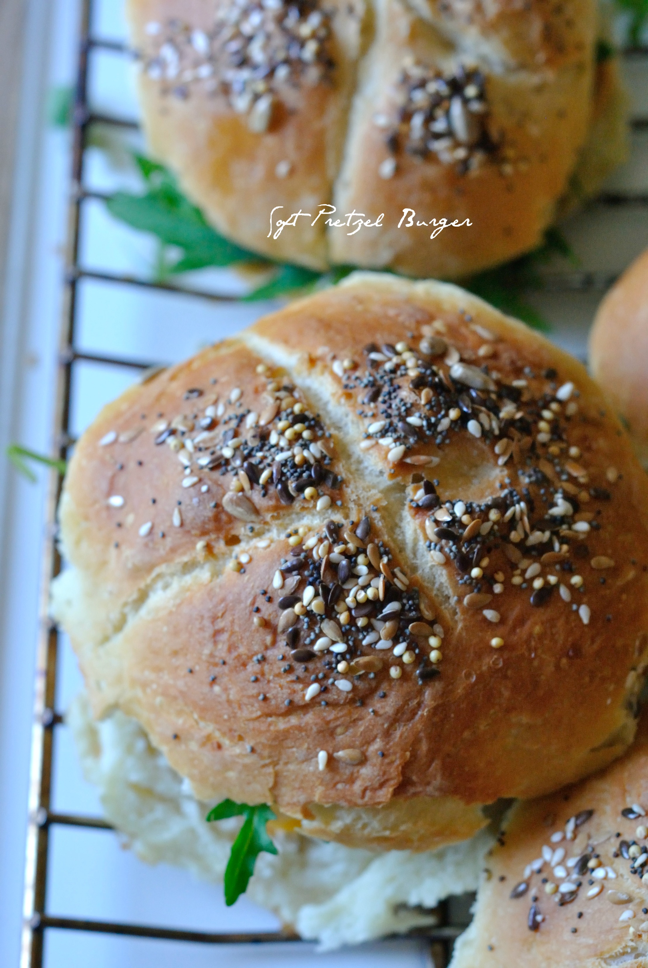 soft pretzel burger 4